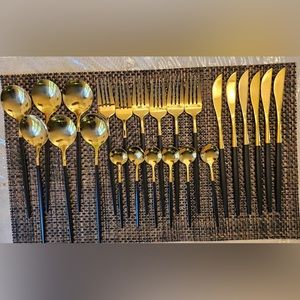 24 Pcs Gold/Black stainless steel utensils set